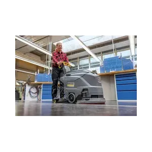 BD 43/35 C Ep (430mm, 1720m2/h) PROFESJONALNA SZOROWARKA KARCHER AUTOMAT