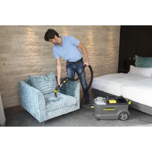 PUZZI 10/1 (1250 W, 10 L) PROFESJONALNY ODKURZACZ PIORĄCY KARCHER