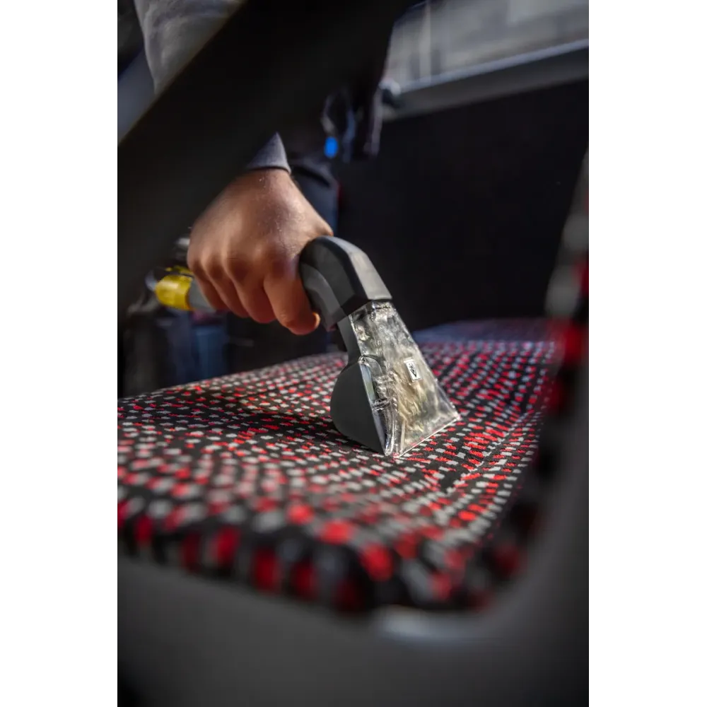 Karcher Puzzi 8/1 C – Odkurzacz Piorący do Tapicerki i Dywanów