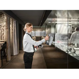 Myjka do okien WVP 10 ADV – skuteczne czyszczenie bez smug