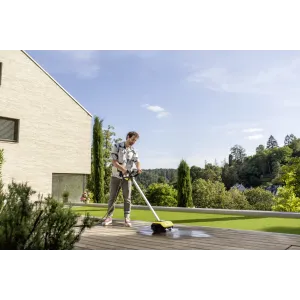 Urządzenie do czyszczenia tarasów PCL 6 KARCHER – skuteczne czyszczenie drewna, WPC i płytek