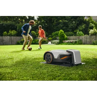 STIHL iMOW 6 – Robot koszący do trawników do 3000 m²