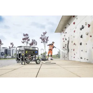 Mobilny generator prądu Kärcher PGG 6/1 o mocy 5 kW z silnikiem benzynowym EU STAGE V. Do 10 h pracy, AVR, zabezpieczenia