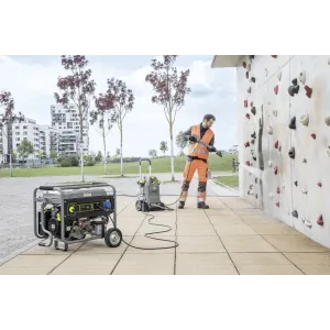 Mobilny generator prądu Kärcher PGG 6/1 o mocy 5 kW z silnikiem benzynowym EU STAGE V. Do 10 h pracy, AVR, zabezpieczenia