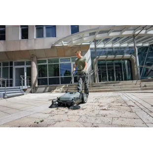 Zamiatarka Karcher KM 70/20 C 2SB – 2 szczotki, bezpyłowa