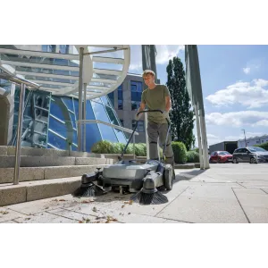 Zamiatarka Karcher KM 70/20 C 2SB – 2 szczotki, bezpyłowa