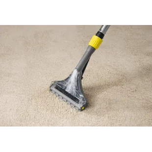 Kärcher Puzzi 10/2 Adv – odkurzacz ekstrakcyjny do dywanów