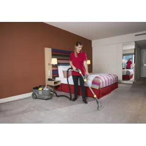 Kärcher Puzzi 10/2 Adv – odkurzacz ekstrakcyjny do dywanów