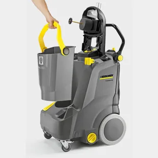 Karcher Puzzi 30/4 E – odkurzacz ekstrakcyjny z podgrzewaniem