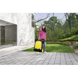 Zamiatarka Karcher S 4 Twin 2w1 – do mokrych i suchych zanieczyszczeń