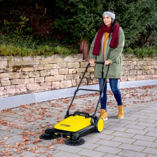 Zamiatarka Karcher S 4 Twin 2w1 – do mokrych i suchych zanieczyszczeń
