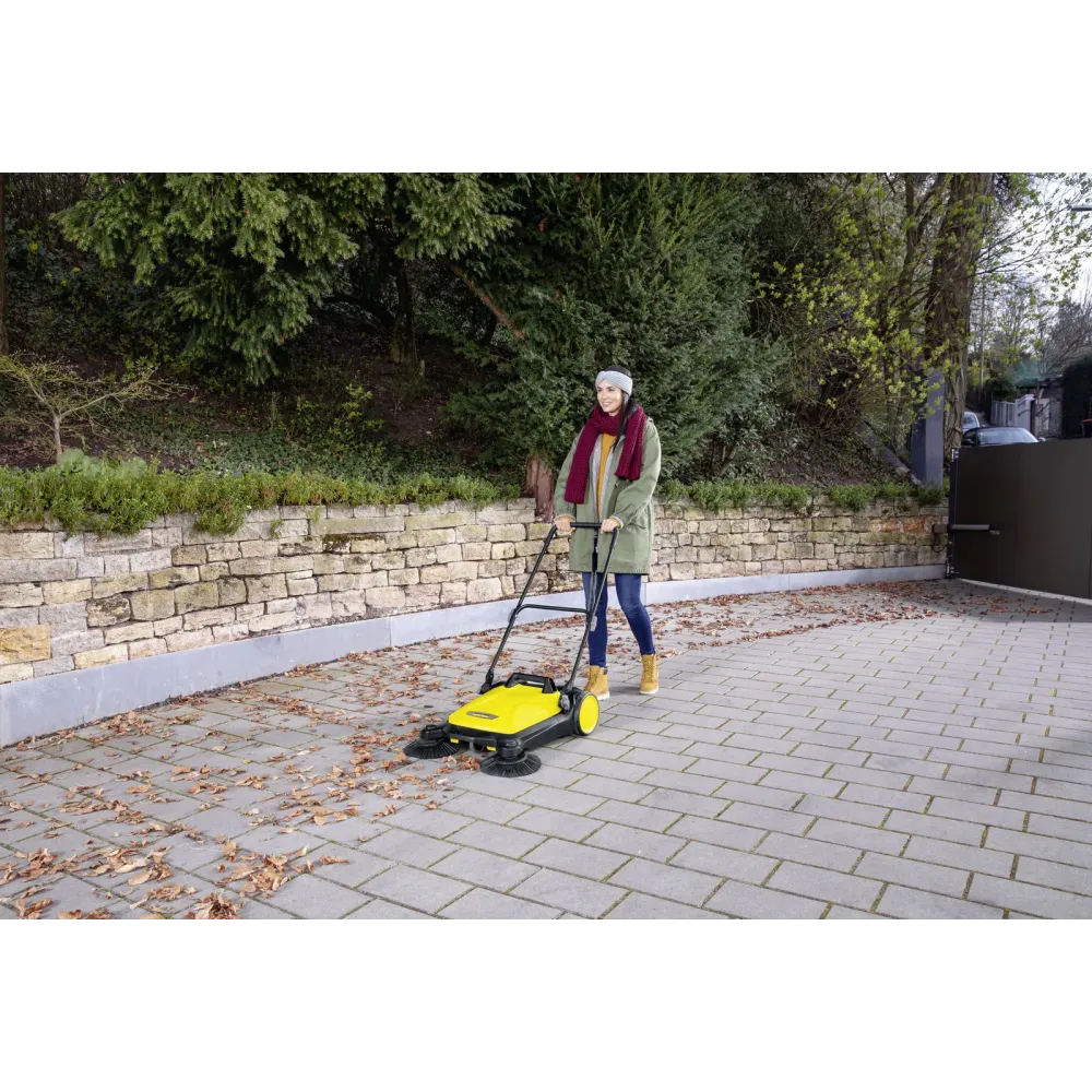 Zamiatarka Karcher S 4 Twin 2w1 – do mokrych i suchych zanieczyszczeń