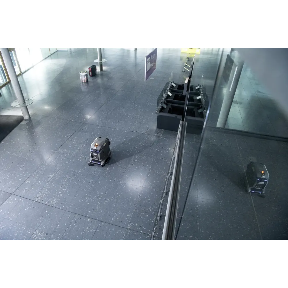 Robot sprzątający przemysłowy KIRA B 50 – Kärcher