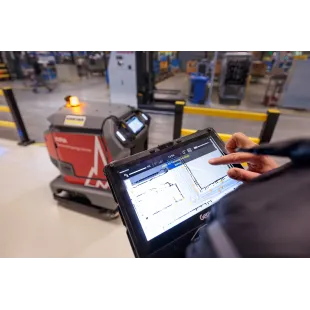 Robot sprzątający przemysłowy KIRA B 50 – Kärcher