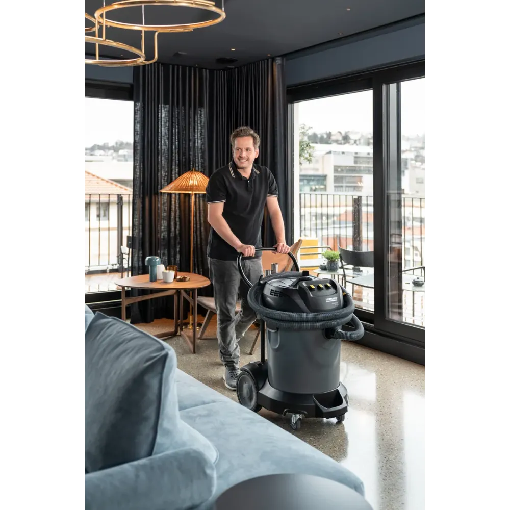 Karcher NT 70/3 – Odkurzacz przemysłowy do pracy na sucho/mokro