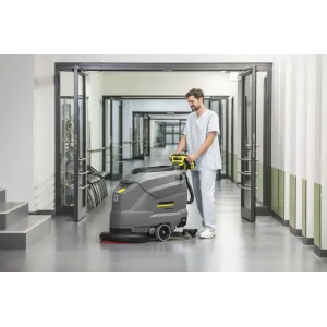 Szorowarka BD 50/50 C Bp Classic – kompaktowa, bateryjna maszyna czyszcząca | Karcher Polska
