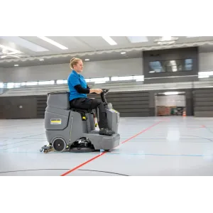 Karcher BD 50/70 R Classic – szorowarka do szkoły i placówek oświatowych