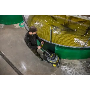 Karcher BR 35/12 C Bp Pack Li – kompaktowa szorowarka akumulatorowa profesjonalna