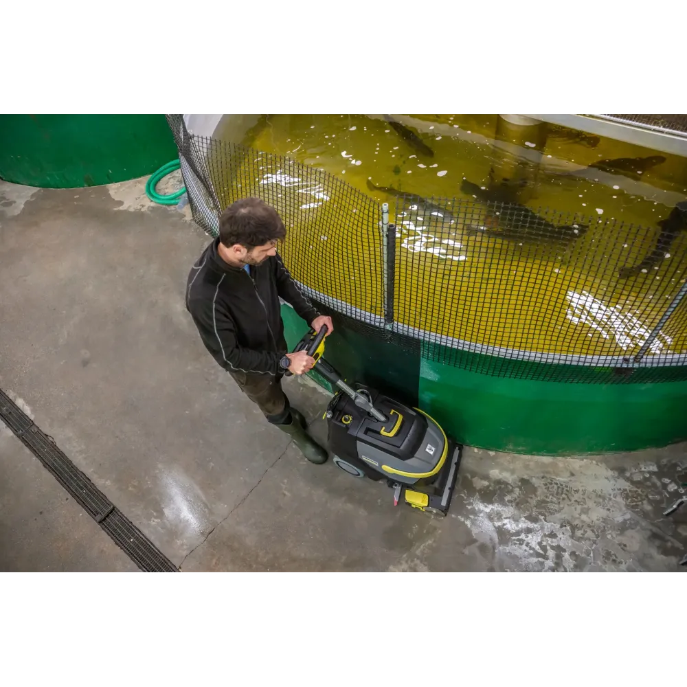 Karcher BR 35/12 C Bp Pack Li – kompaktowa szorowarka akumulatorowa profesjonalna