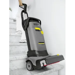 Karcher BR 30/4 C – kompaktowa szorowarka profesjonalna 300 mm | skuteczne czyszczenie podłóg