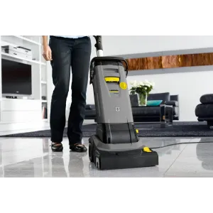 Karcher BR 30/4 C – kompaktowa szorowarka profesjonalna 300 mm | skuteczne czyszczenie podłóg