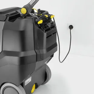 Karcher BR 45/22 C Bp Pack Li – akumulatorowa szorowarka kompaktowa 450 mm | profesjonalne czyszczenie