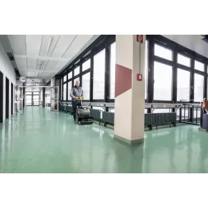 Karcher BR 45/22 C Bp Pack Li – akumulatorowa szorowarka kompaktowa 450 mm | profesjonalne czyszczenie