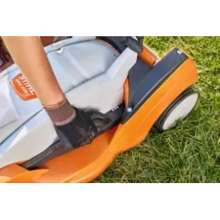STIHL RME 235 – Elektryczna kosiarka do trawy | Cicha, lekka, niezawodna