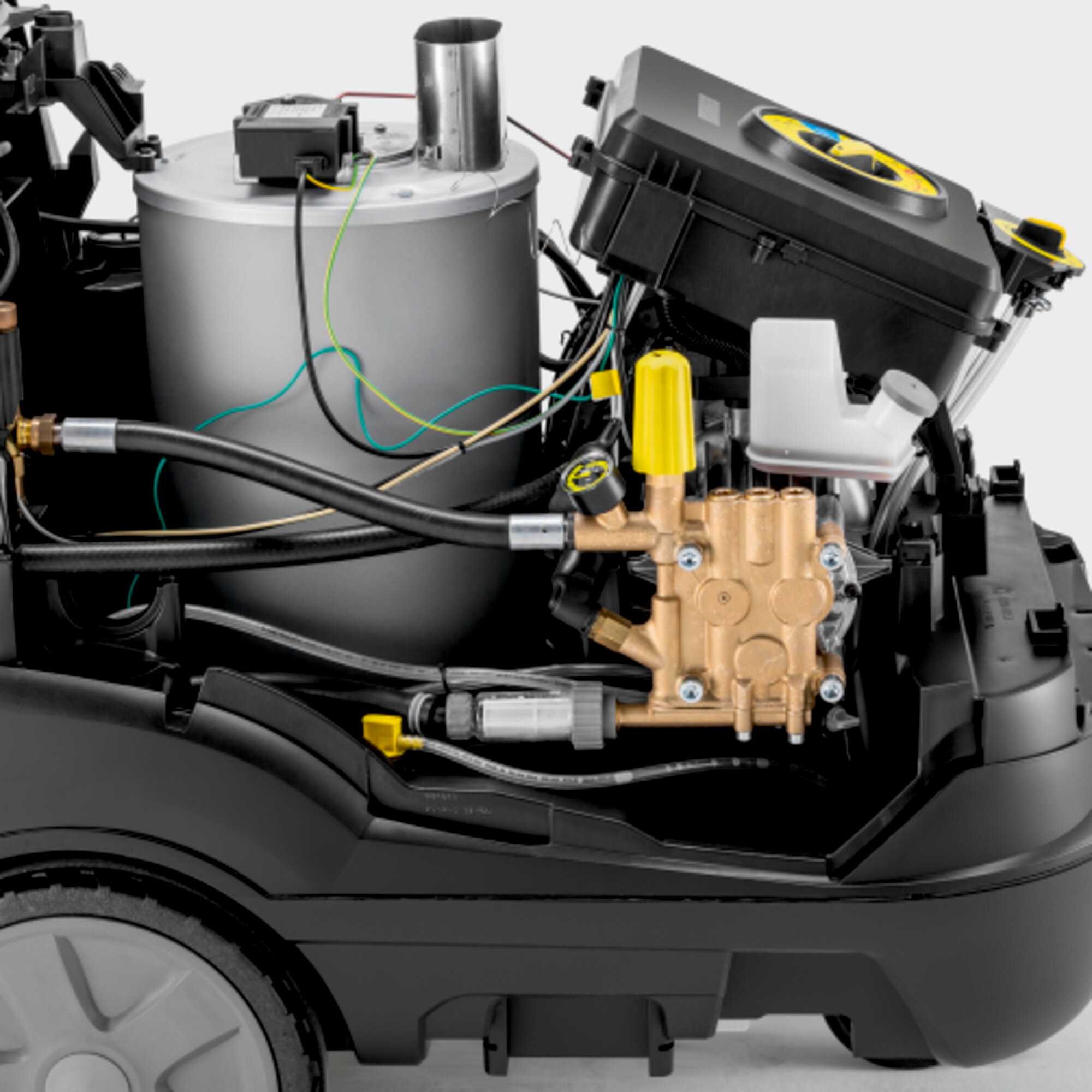 Myjka ciśnieniowa K 7 Power Flex: Plug 'n' Clean — system podawania środka czyszczącego Kärcher